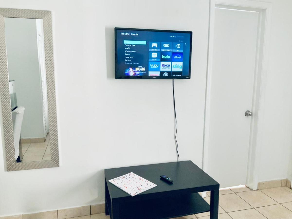 Hollywood Private Apartments Екстер'єр фото