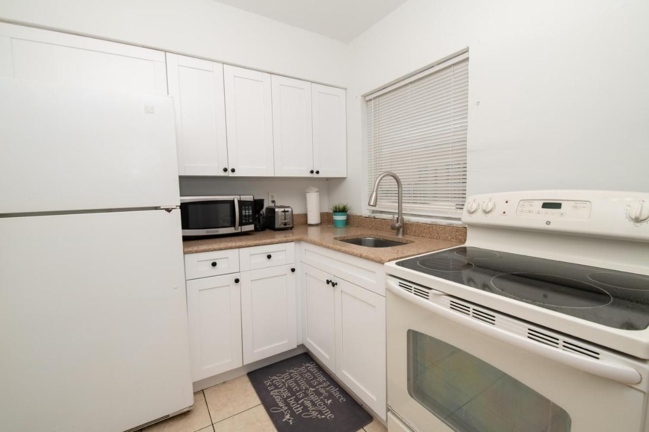 Hollywood Private Apartments Екстер'єр фото