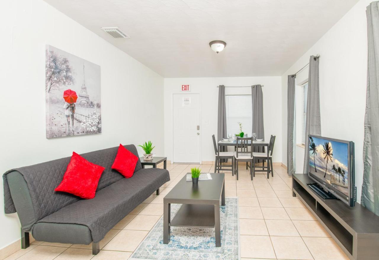 Hollywood Private Apartments Екстер'єр фото