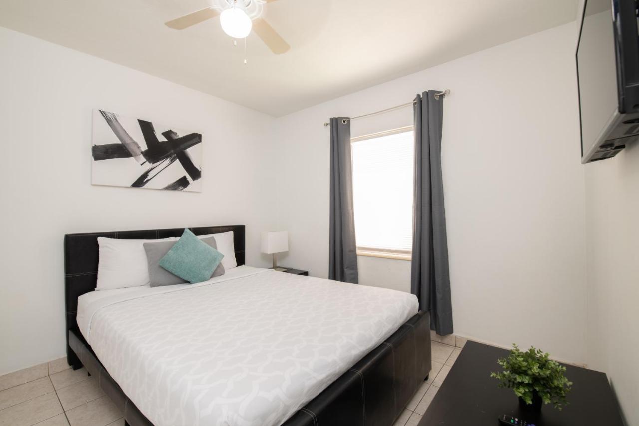Hollywood Private Apartments Екстер'єр фото